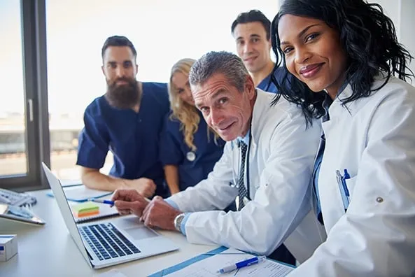 como-fazer-marketing-medico-para-clinicas.jpg
